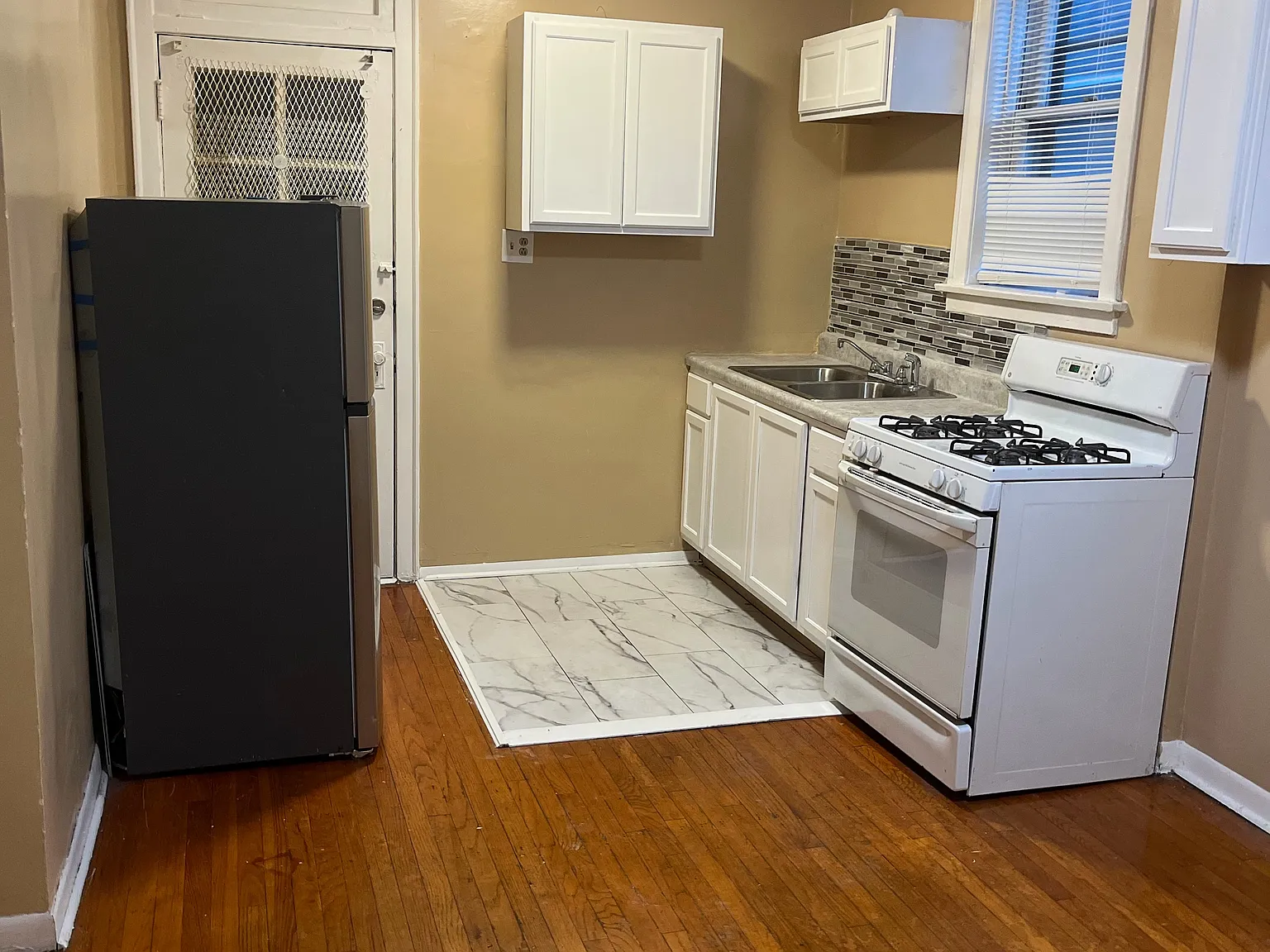 1 bed, 800 sqft, $975 — Photo 4
