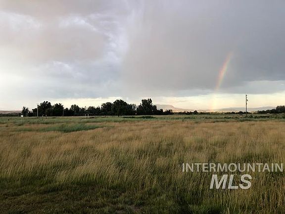 2nd image of 2195 Bishop Rd