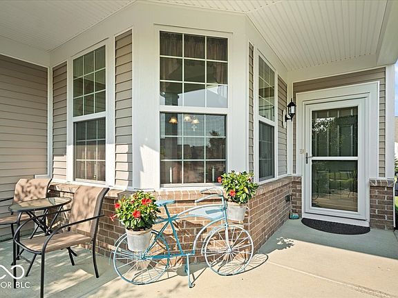 4th image of 12798 Arista Ln