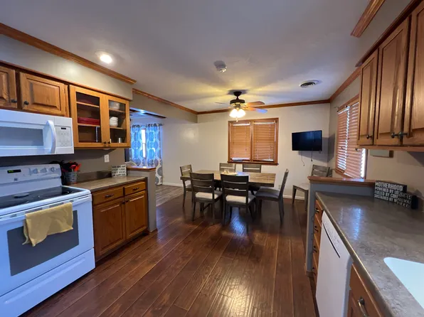 503 N 2nd St, Pierce, NE 68767