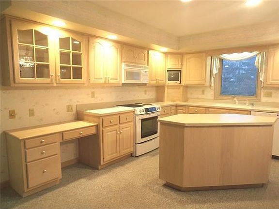 2nd image of 6909 County Road 18