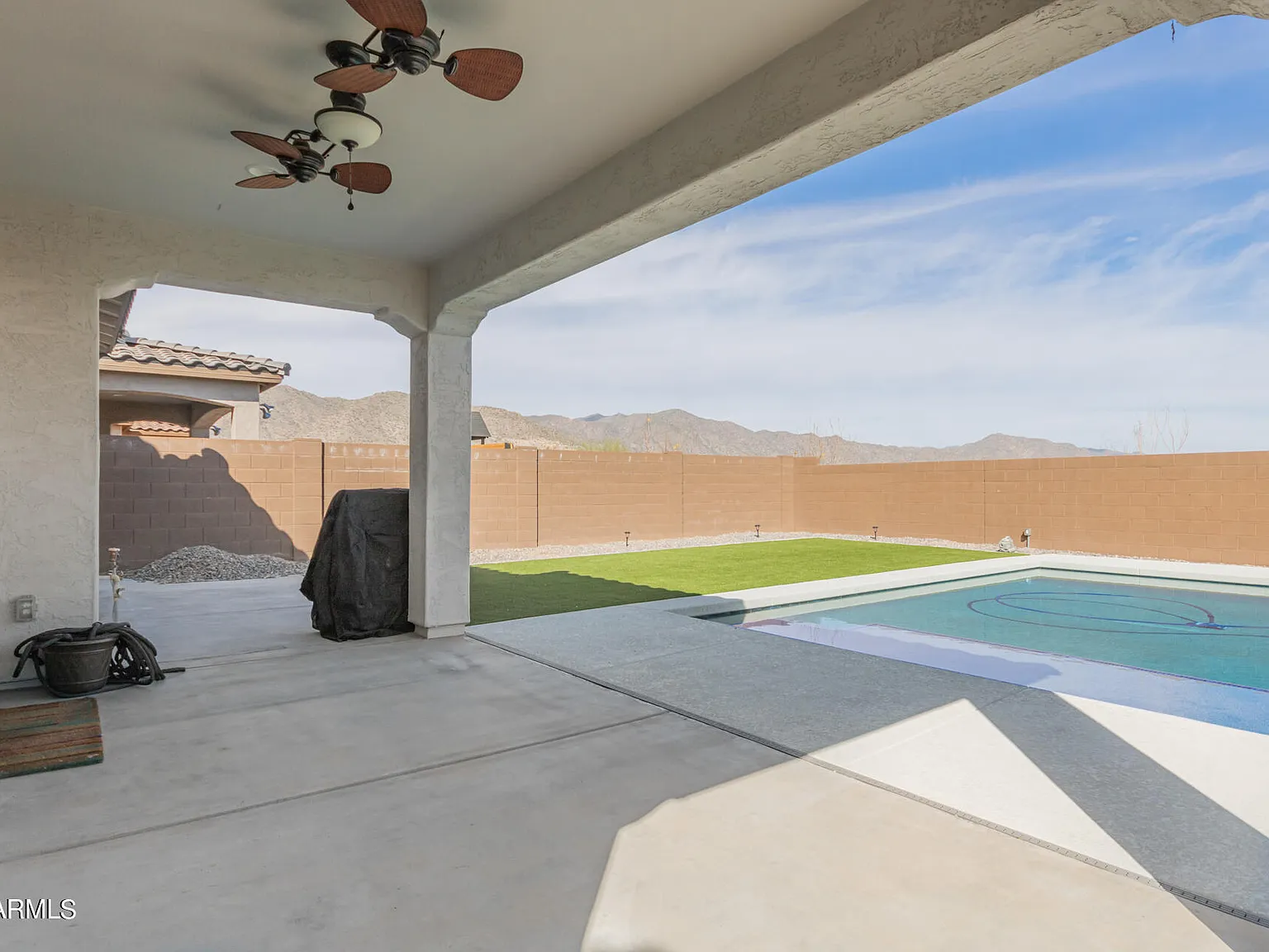 4 bed, 3.5 bath, 2605 sqft, $3,000 — Photo 4