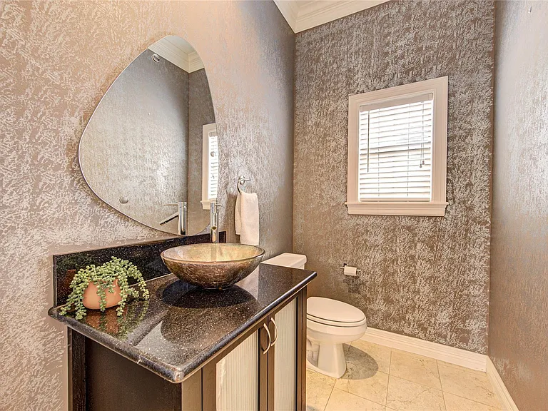 2124 Nantucket Dr #A — Photo 12