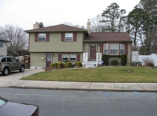 142 Colwick Dr, Somers Point, NJ 08244