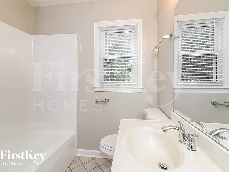 4007 Wells Cir — Photo 14