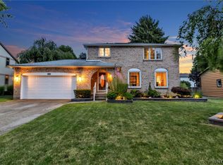 161 Raintree Pkwy, Tonawanda, NY 14150