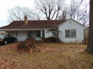 1505 Townsend St, Cassville, MO 65625