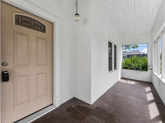 Upper unit entry (with porch!)