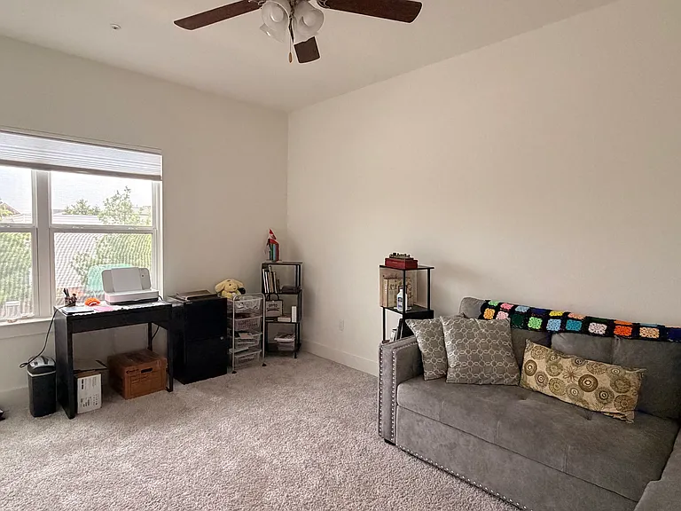 4413 Berkman Dr — Photo 16