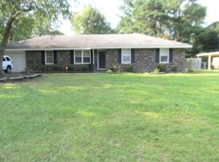 8 Yellowstone Cir, Sumter, SC 29154