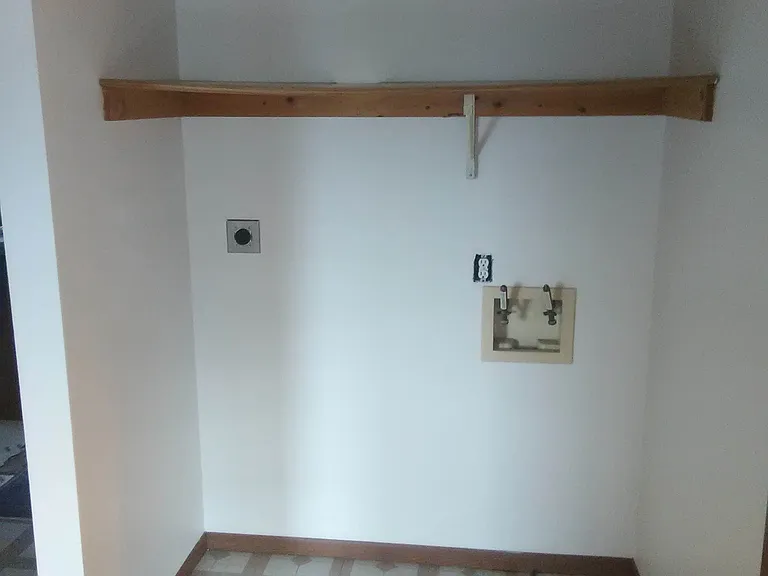 402 Timberlane Dr #1 — Photo 10