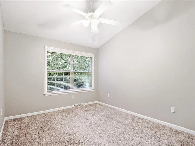 10550 Cherry Grove Ct — Photo 17