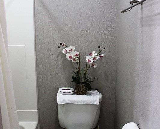 5th image of 1042 Cabrillo Park Dr #C