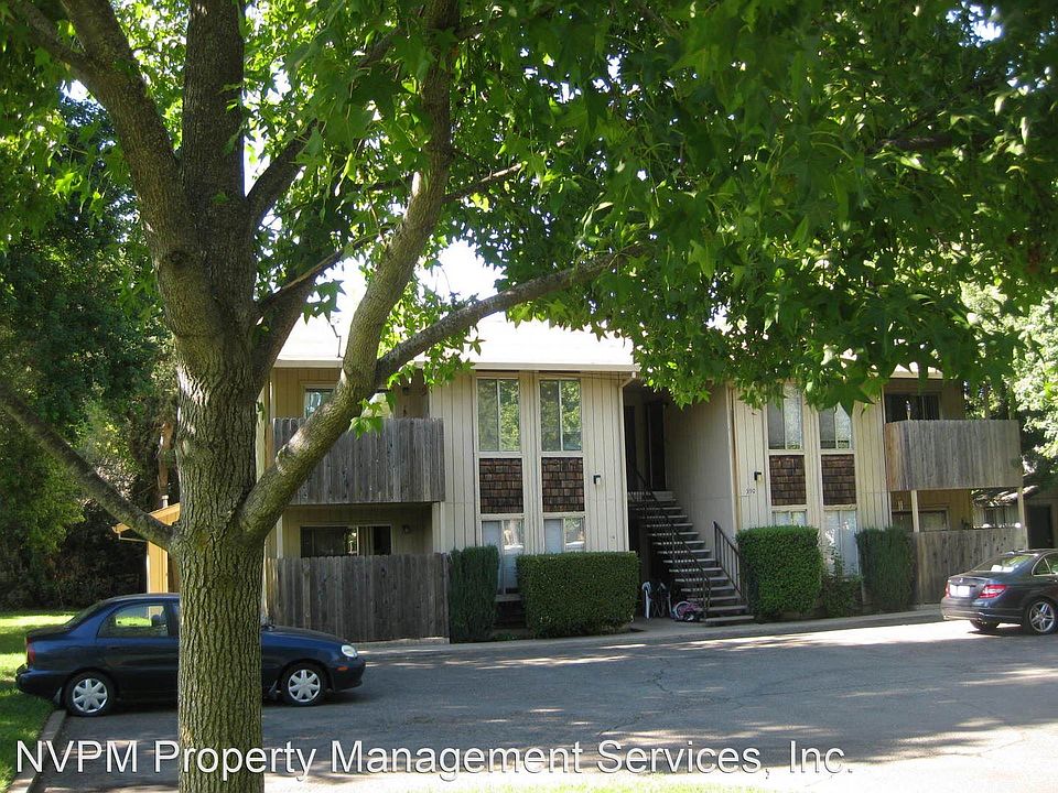 1st image of 390 White Ave APT 2