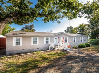 573 State Highway 265, Hollister, MO 65672