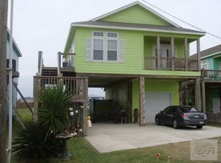 967 Driftwood Dr, Crystal Beach, TX 77650