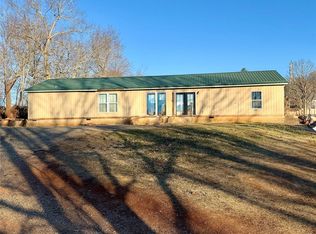 600 Scottdale Rd, Canton, NC 28716