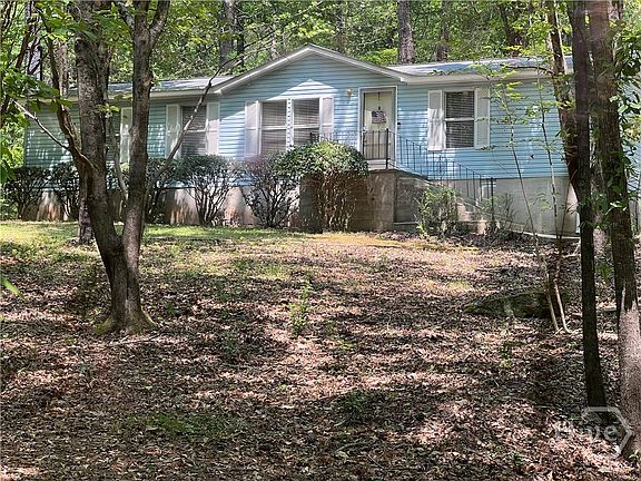3rd image of 286 Nowhere Road