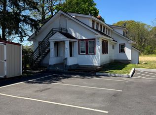 918 N Delsea Dr APT B, Vineland, NJ 08360