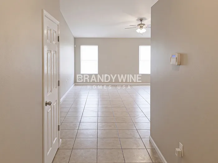 4092 Sabel Dr — Photo 4