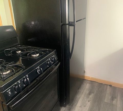 2nd image of 2084 W Warnimont Ave #4
