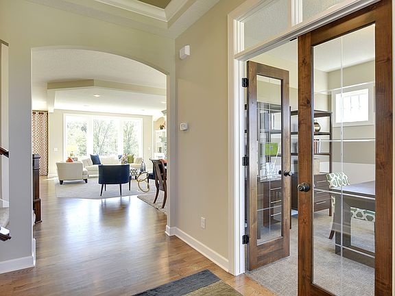 Photo of similar home.