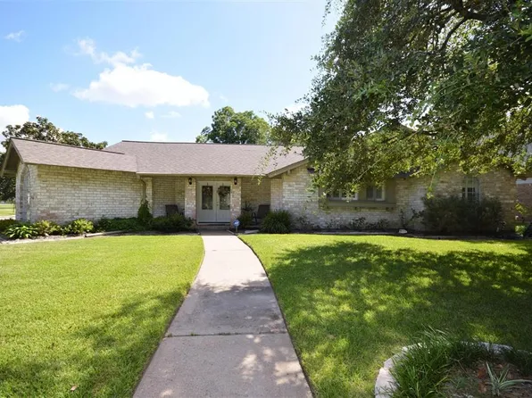 18503 Kingstown Ct, Houston, TX 77058