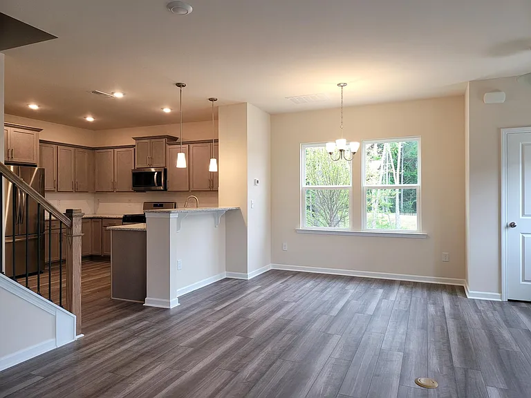200 Parker Station Ave — Photo 29