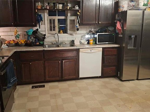 3rd image of 247 Sonora Dr SE