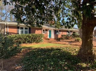 225 Lucerne Ln, Winston Salem, NC 27104
