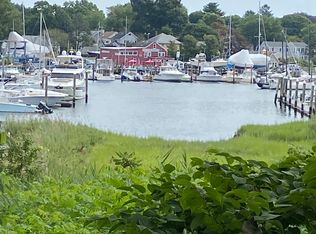 26 Rogers Ave, Milford, CT 06460