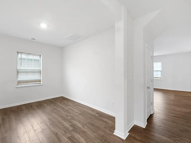 159 Scotsway Ct — Photo 5