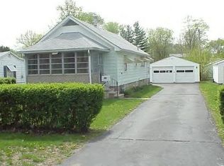 1935 W Cushing St, Decatur, IL 62526