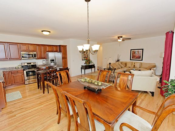 5th image of 37 Gurba Dr