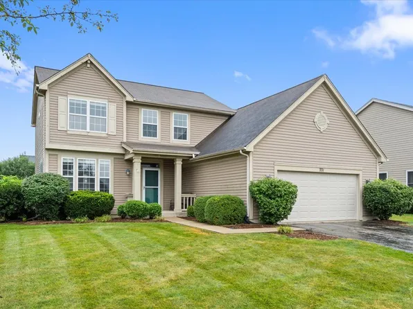 771 Red Barn Ln, Elgin, IL 60124