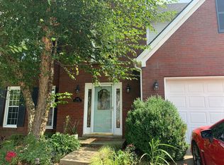 948 Tanbark Rd, Lexington, KY 40515