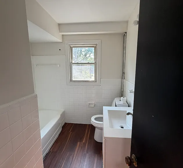16745 Greenfield Rd #10 — Photo 6