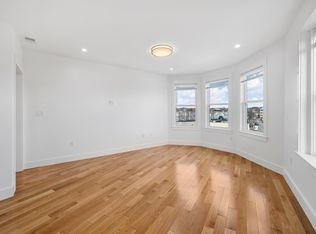 406 Columbia St #4, Cambridge, MA 02141