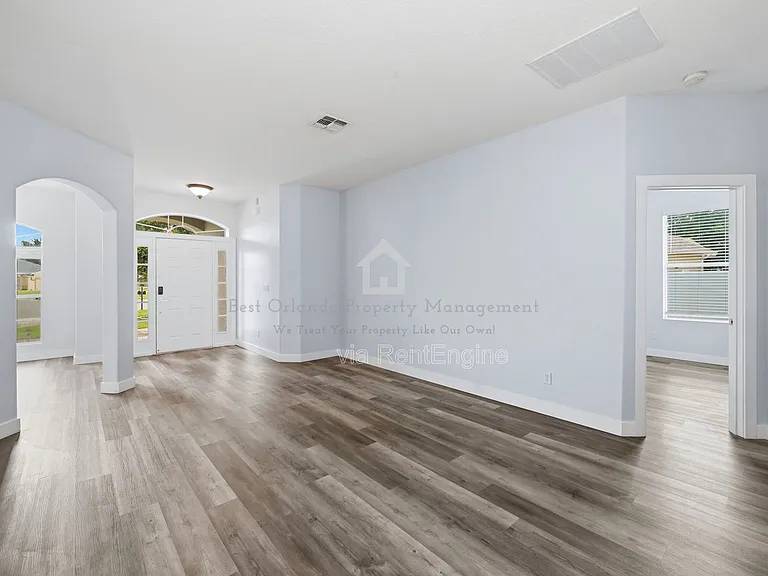 15601 Grays Harbor Way — Photo 13