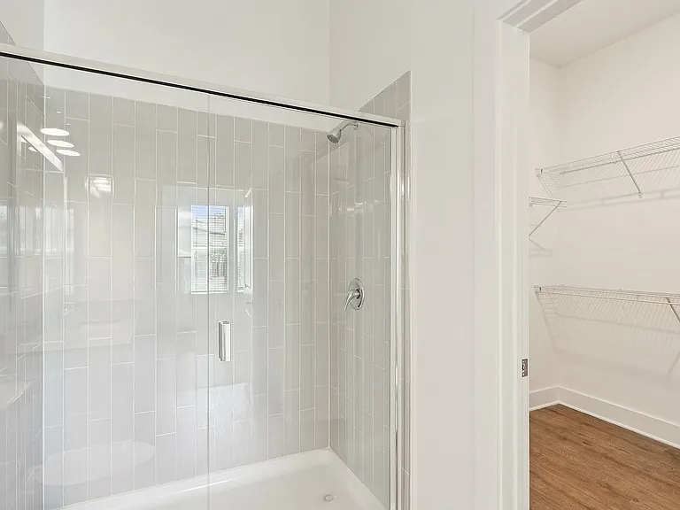 44-web-or-mls-3730 Dupont Ave Unit 5202-S1508-022
