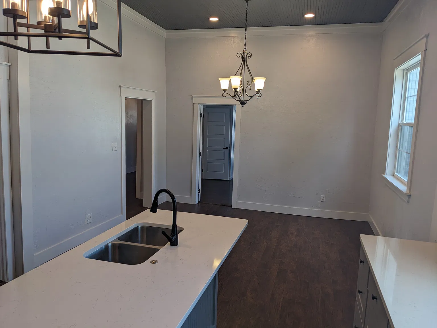 3 bed, 1639 sqft, $1,850 — Photo 3