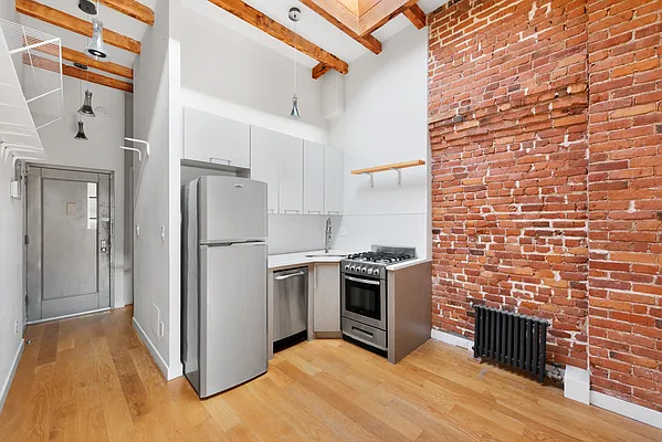 Rented by BH Brokerage Group | media 5