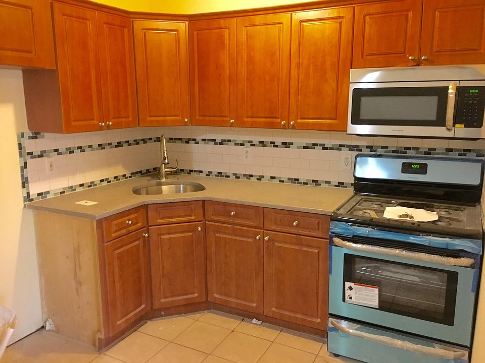 1st image of 17434 140th Ave #2