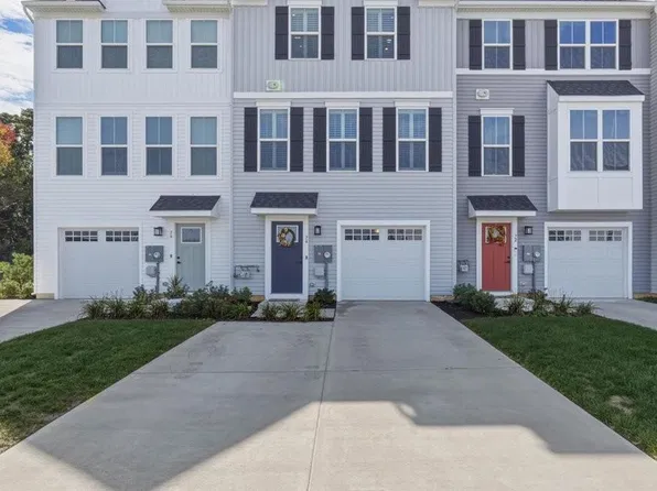 74 Sand Hills Dr, Williamstown, NJ 08094