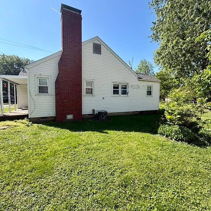 1st image of 406 Rice St