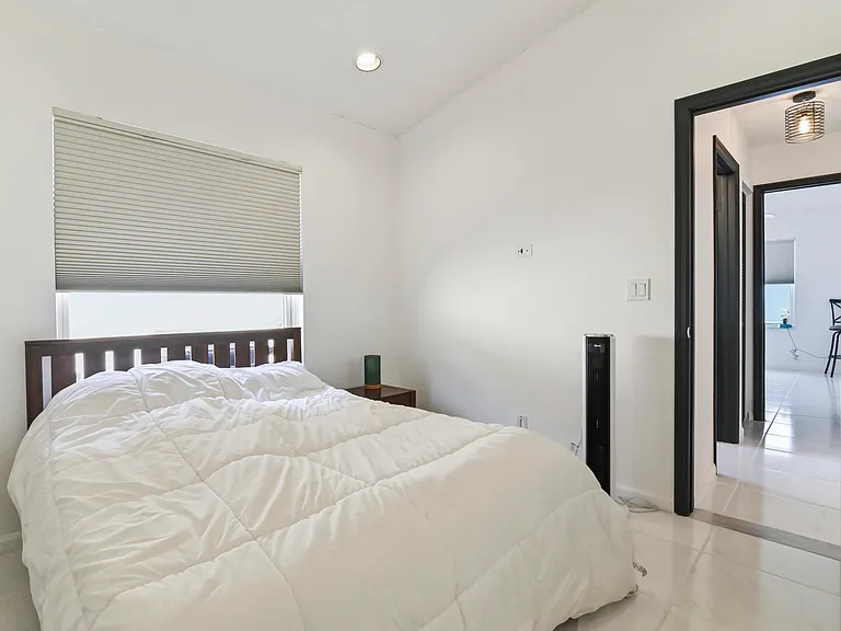 5690 Green Island Dr — Photo 11