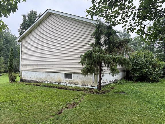 2nd image of 432 Old Allentown Rd