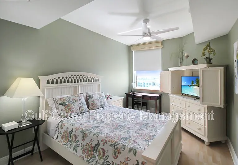 800 N Tamiami Trl #806 — Photo 23