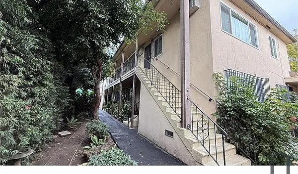 2032 S Shenandoah St #A — Photo 11