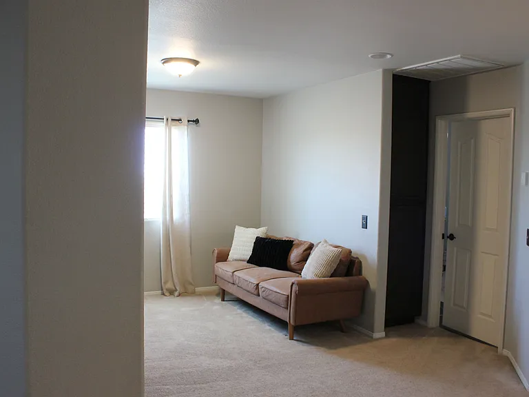 Upstairs loft with flexible living space